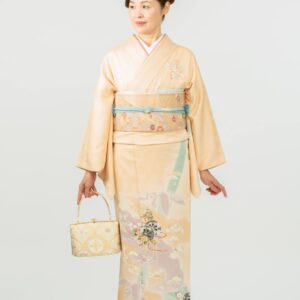 訪問着 淡いオレンジ 友禅金彩加工